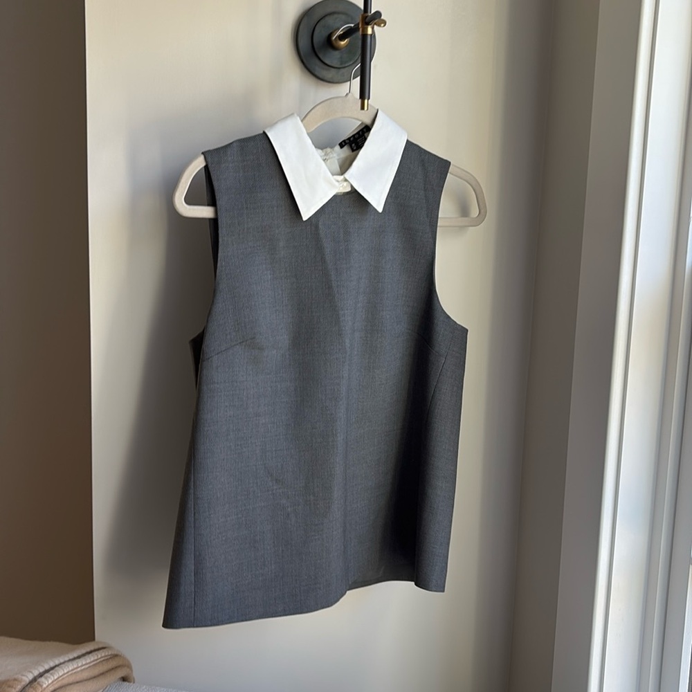 Theory Top, Size M